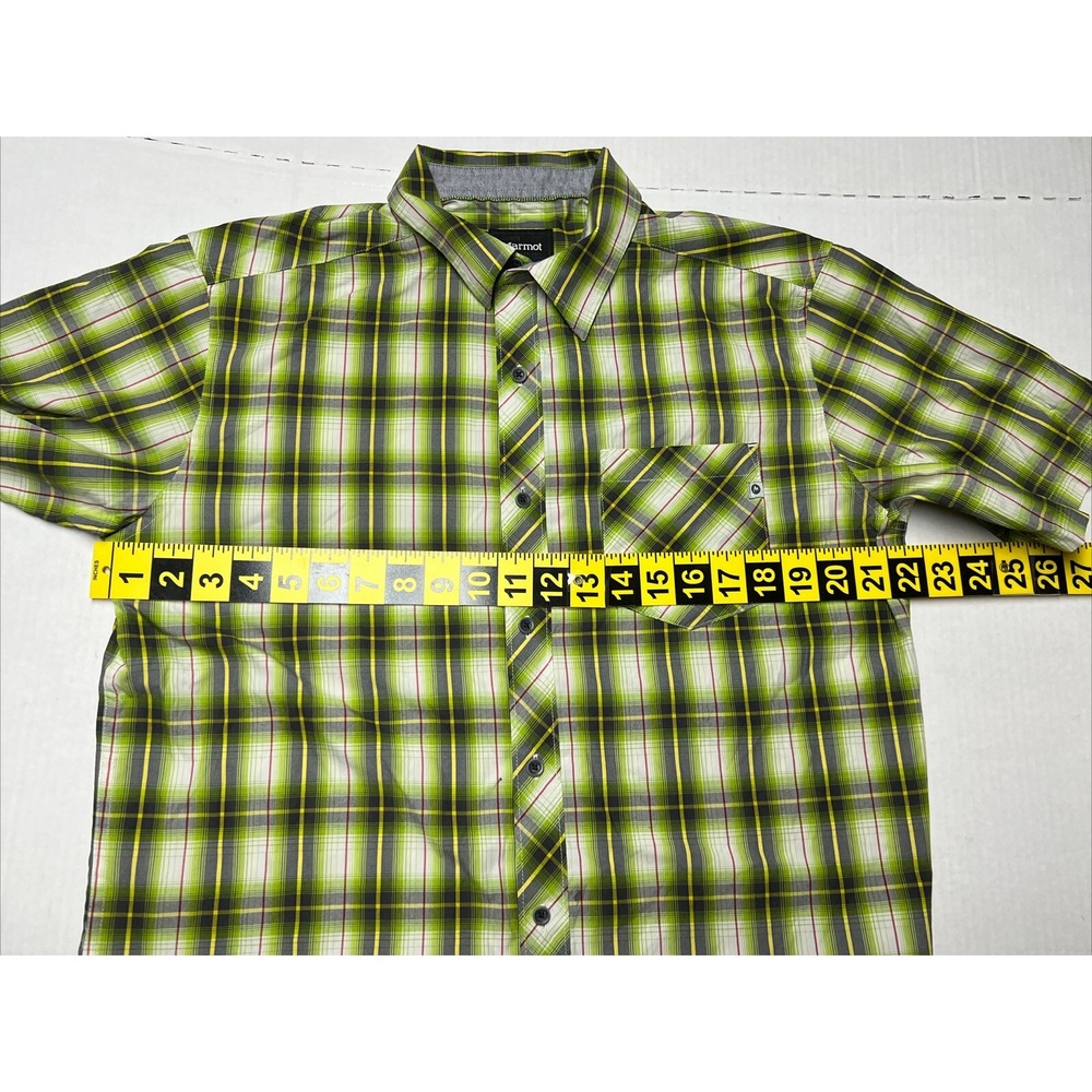 Marmot Short Sleeve Green Plaid Shirt Men's Medium **Small Stain** - Picture 10 of 16
